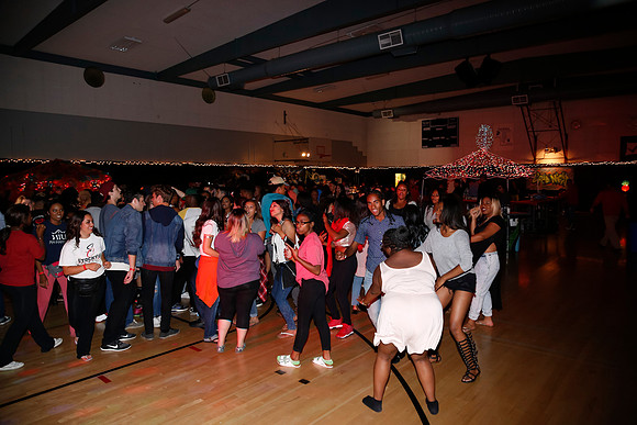 LHS Grad Night 06-04-15-9575